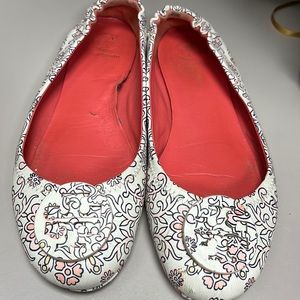 Size 8 TORY BURCH leather floral flats